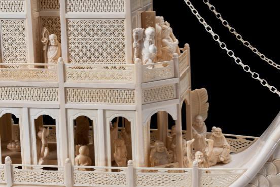 蛇纹木扇子鉴别